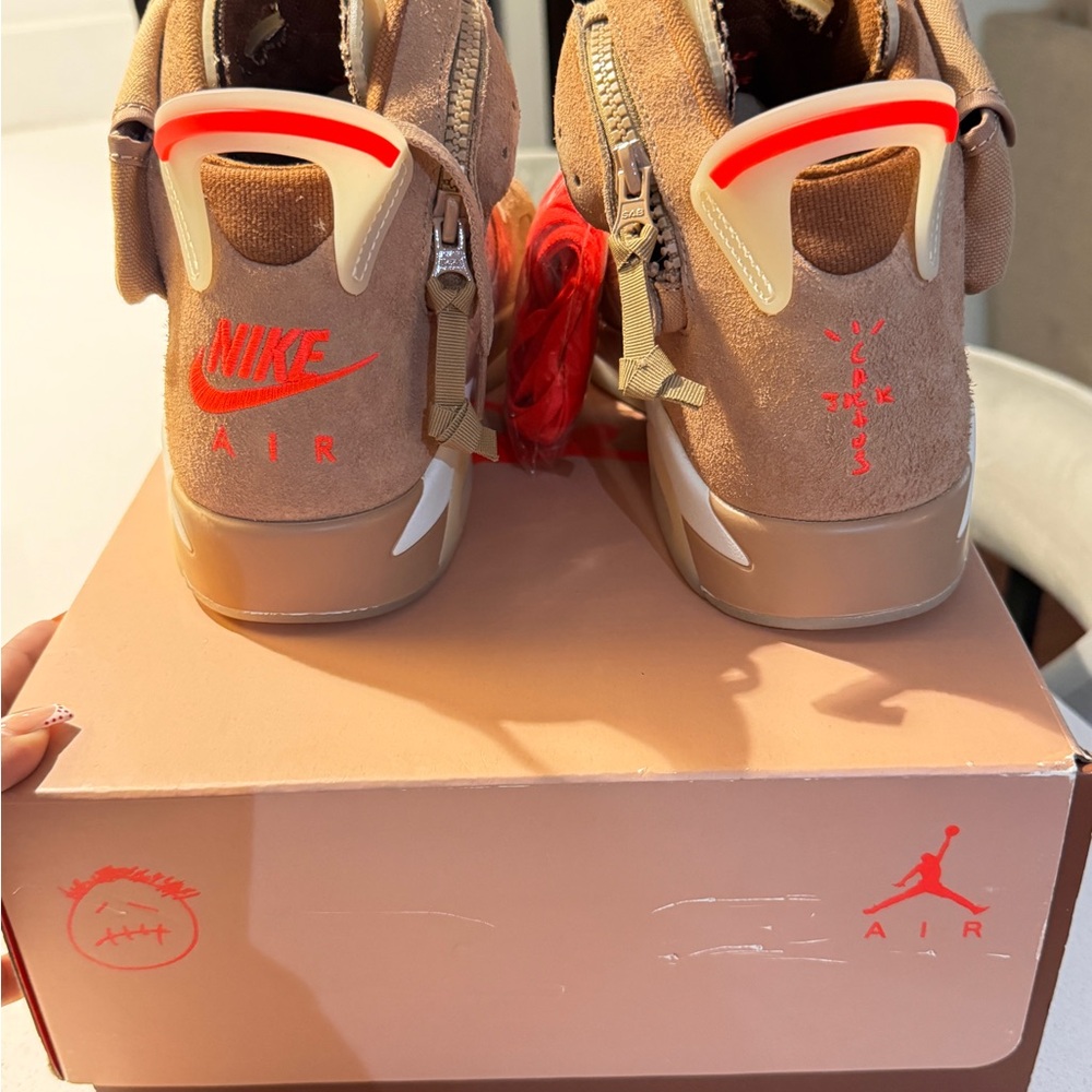 Travis Scott Sneakers